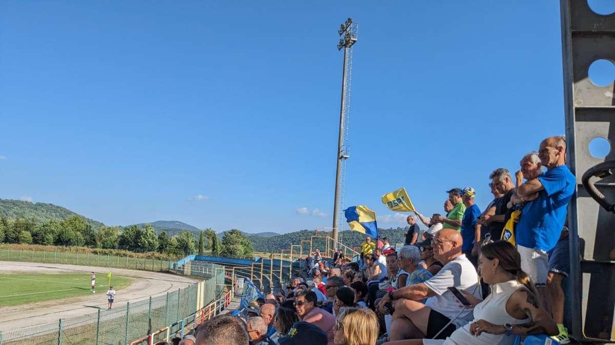 FOTONOTIZIA - Il pubblico presente a Fiuggi per l'amichevole dei canarini