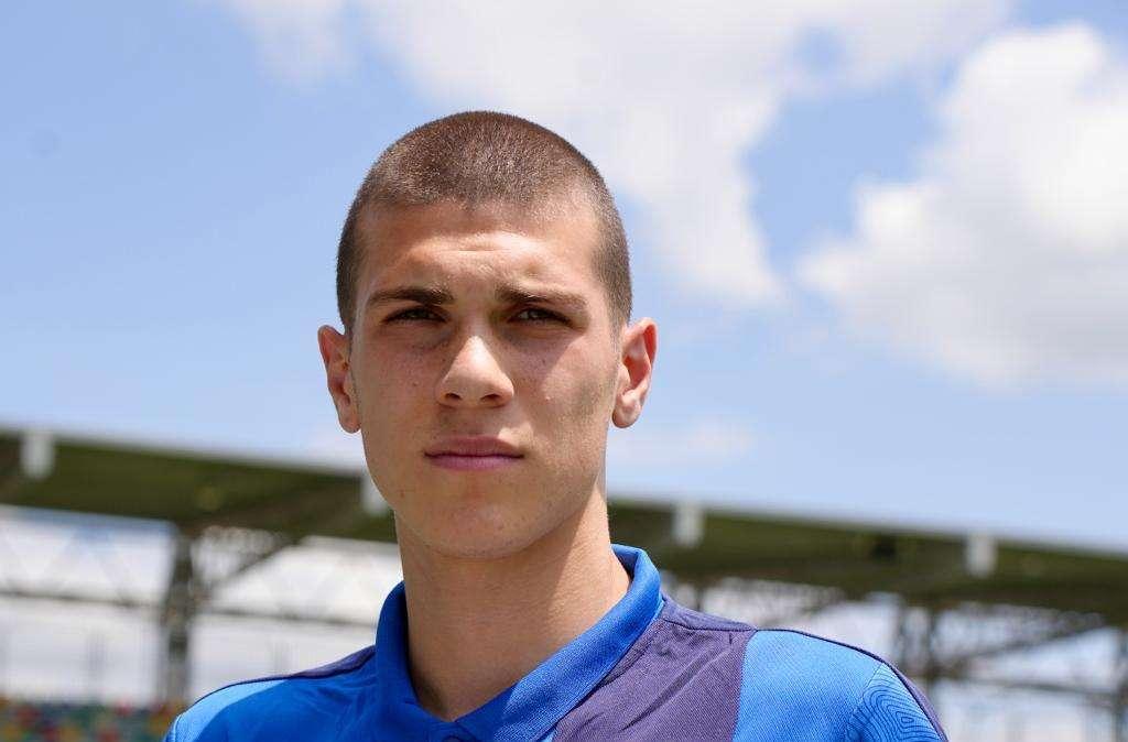 Frosinone, Kvernadze si presenta: "Serie A il sogno da bambino. Darò il massimo"