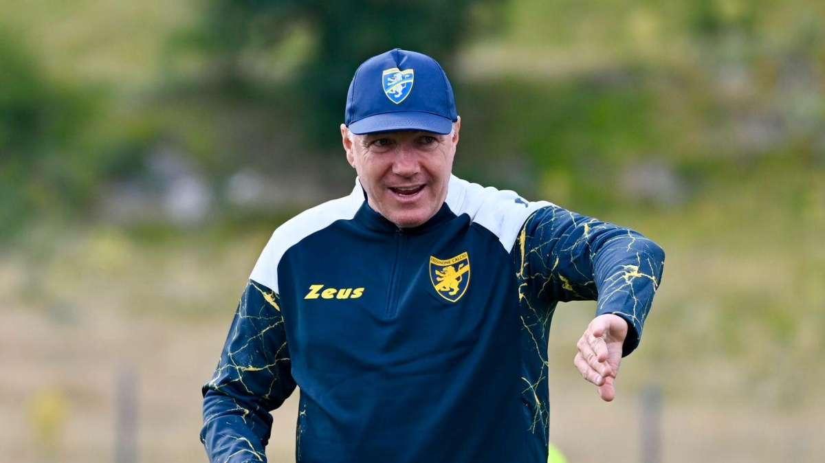 Alvini e Mignani a confronto in vista di Frosinone-Cesena