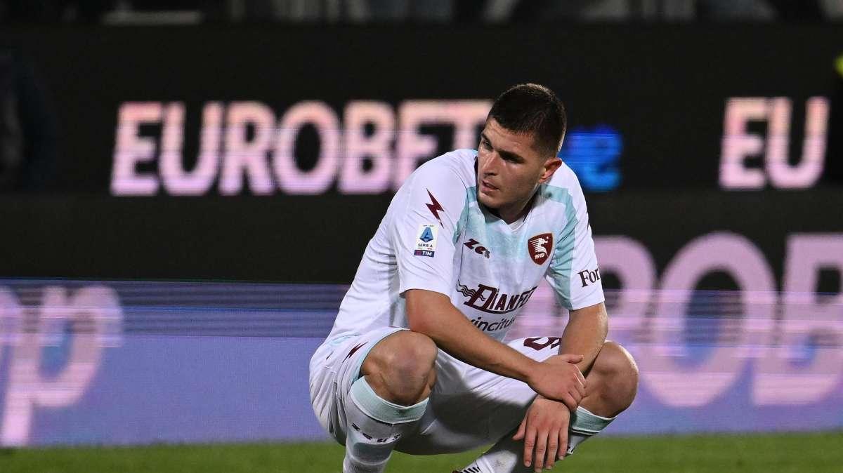 Frosinone-Salernitana 3-0: granata aritmeticamente in serie B