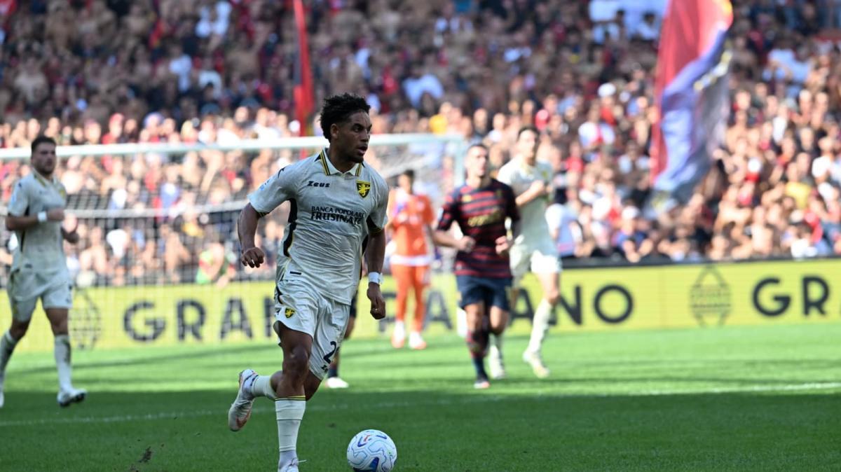 Genoa-Frosinone, dominio nella trequarti: 122 passaggi riusciti nell'ultimo terzo di campo