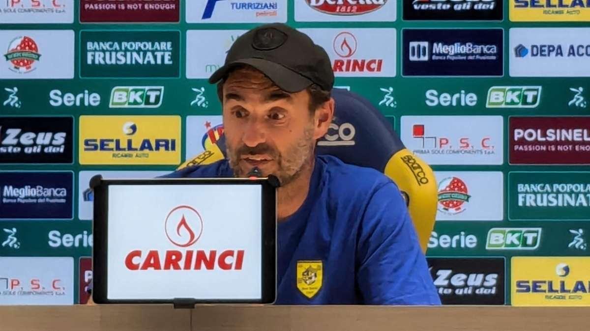 SALA STAMPA - Pagliuca: "Non mi aspettavo che il Frosinone difendesse a 4. Il loro percorso è solo all'inizio"
