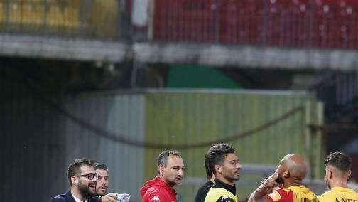 Serie B, i risultati delle 15: crollano Frosinone e Pordenone, vola il Benevento
