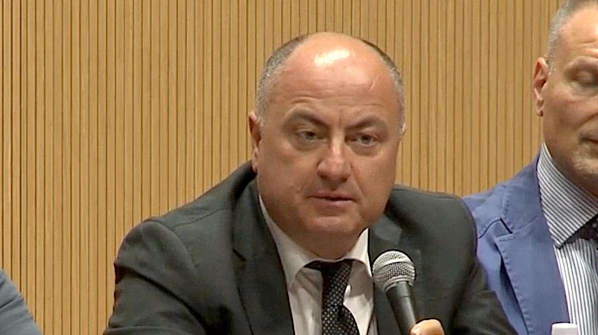 Ottaviani tuona: "Facciamo i tamponi anche nel weekend! Il Covid non si prende una pausa"