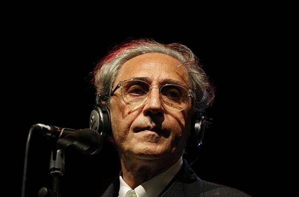 Franco Battiato ha sconfitto la malattia, diventando eterno. Il ricordo del suo leggendario concerto ad Anagni 700 anni dopo lo 'Schiaffo'