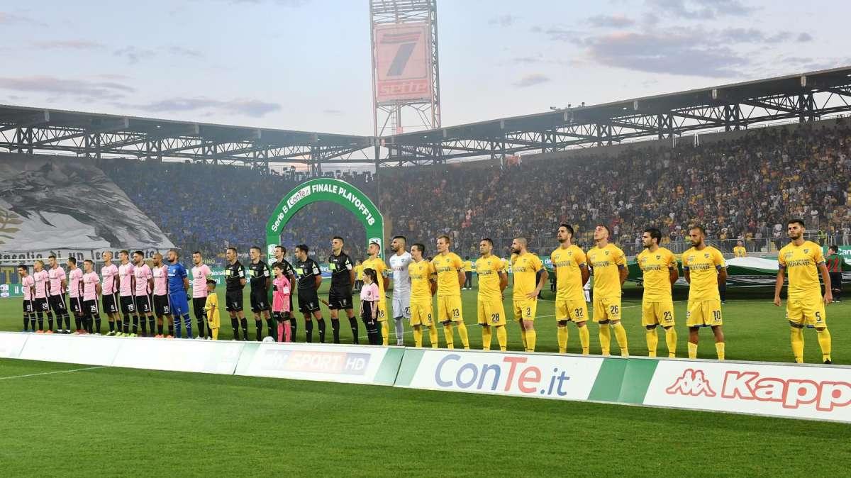 RIVIVI IL LIVE TF Frosinone-Palermo 1-0: Esulta lo Stirpe! Il Frosinone batte il Palermo grazie all'autogol di Buttaro