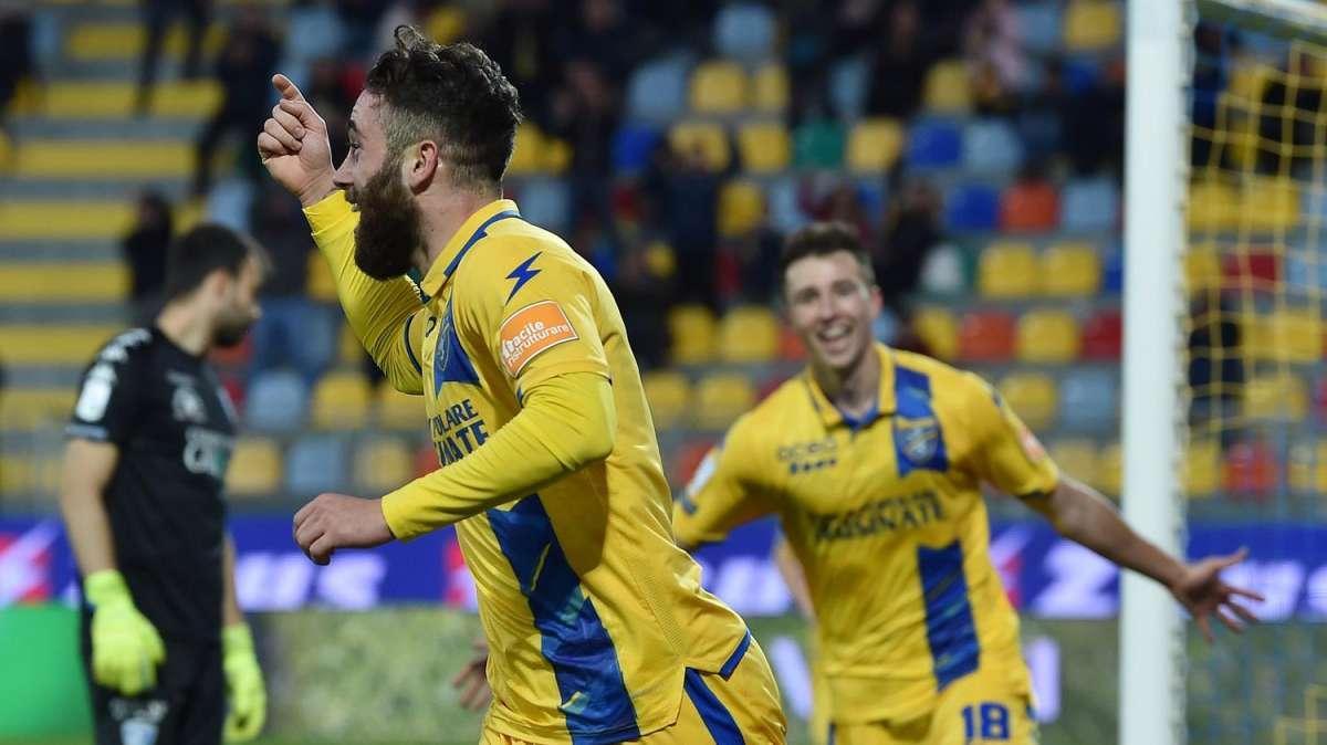 Brescia-Frosinone 1-2: un Frosinone propositivo raccoglie il regalo di Bjarnason