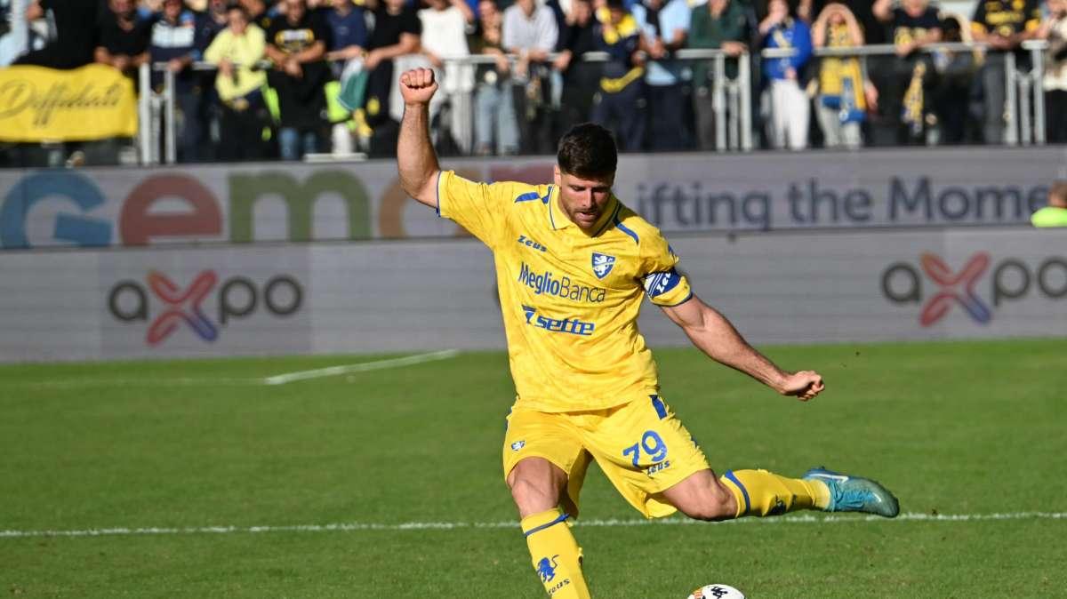 Serie B, i migliori difensori dopo la 18ª giornata: Tiritiello guida, Bracaglia insegue
