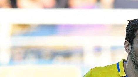 Pisa-Frosinone, il capitano giallazzurro Brighenti graziato dal cartellino rosso