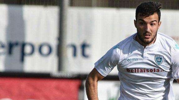 TATTICA -  In difesa Szyminski torna centrale, ballottaggio sull'esterno