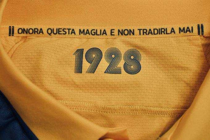 Frosinone, domani la presentazione delle nuove maglie. Svelato un dettaglio