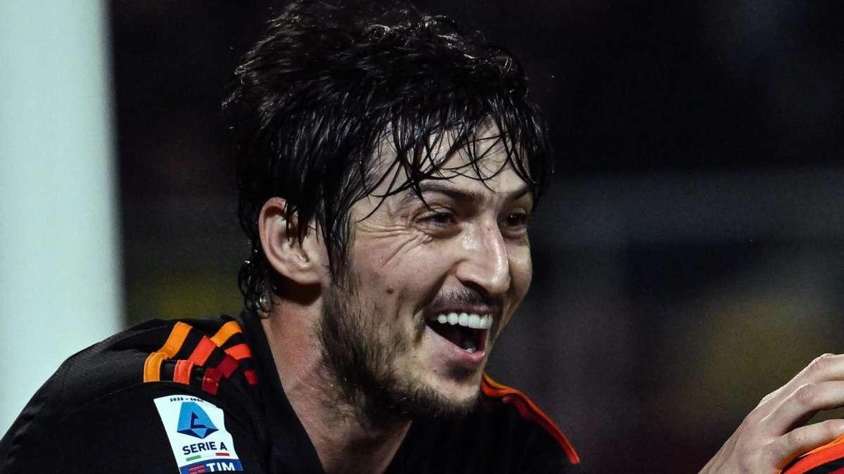 Azmoun chiede scusa ai tifosi del Frosinone dopo aver segnato: Baldanzi incredulo