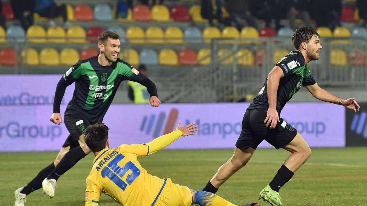 Frosinone, per i bookies stasera favoriti i padroni di casa