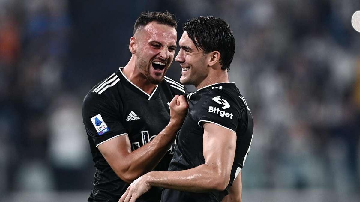 Frosinone, Angelozzi sull'esordio di Gatti in A con la maglia della Juve: "Su Gatti bisognerebbe fare un romanzo. Mercoledì quando l'ho visto scendere dal pullman mi sono emozionato per lui".
