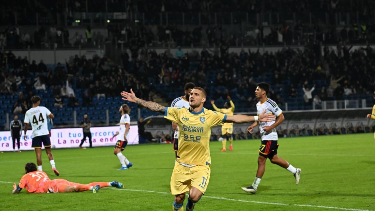 PAGELLE Frosinone-Lecce 5-1: Birligea e Cichella scatenati, Alvini spettacolo