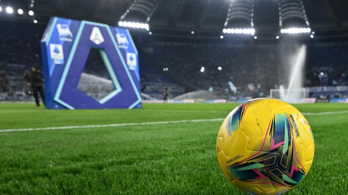 Serie A 2026/2027, tutte le eccezioni del calendario: dagli orari estivi alle soste per le Nazionali
