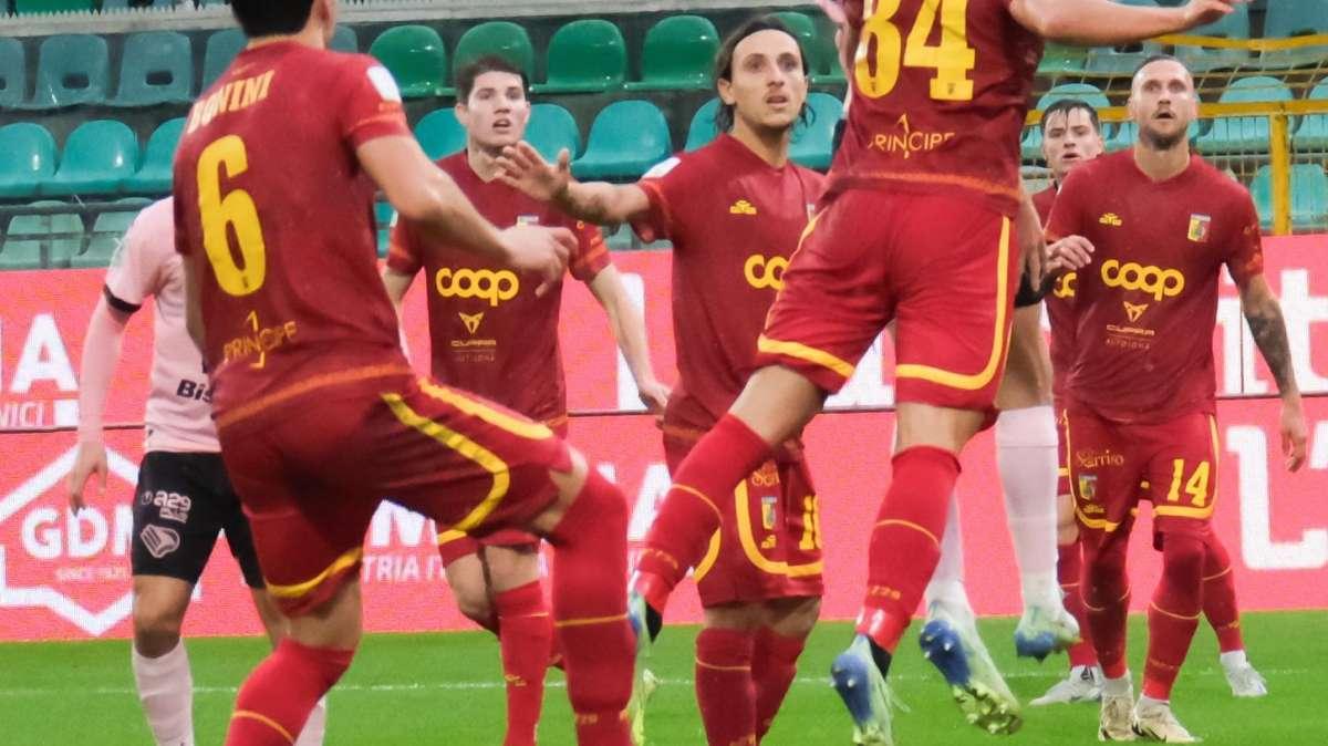 Frosinone-Catanzaro: le agenzie di scommesse la vedono cosi...