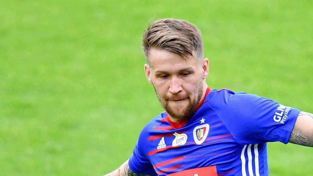 Il retroscena: Parzyszek era vicino già l'anno scorso al Frosinone, che ha risparmiato quasi un milione di euro