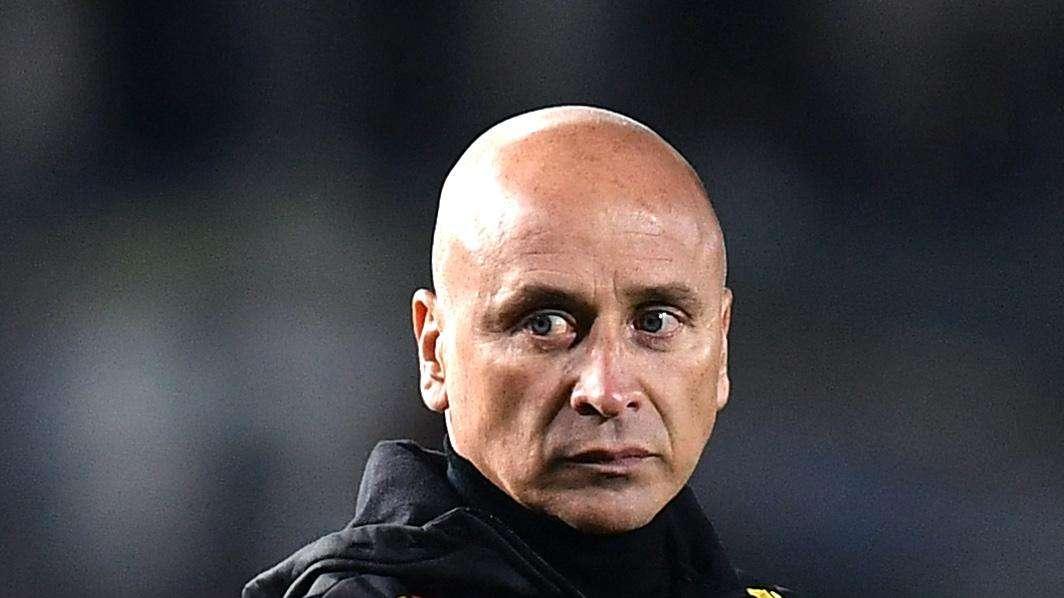 Lecce, Corini preferisce non parlare dell'arbitraggio contro il Frosinone