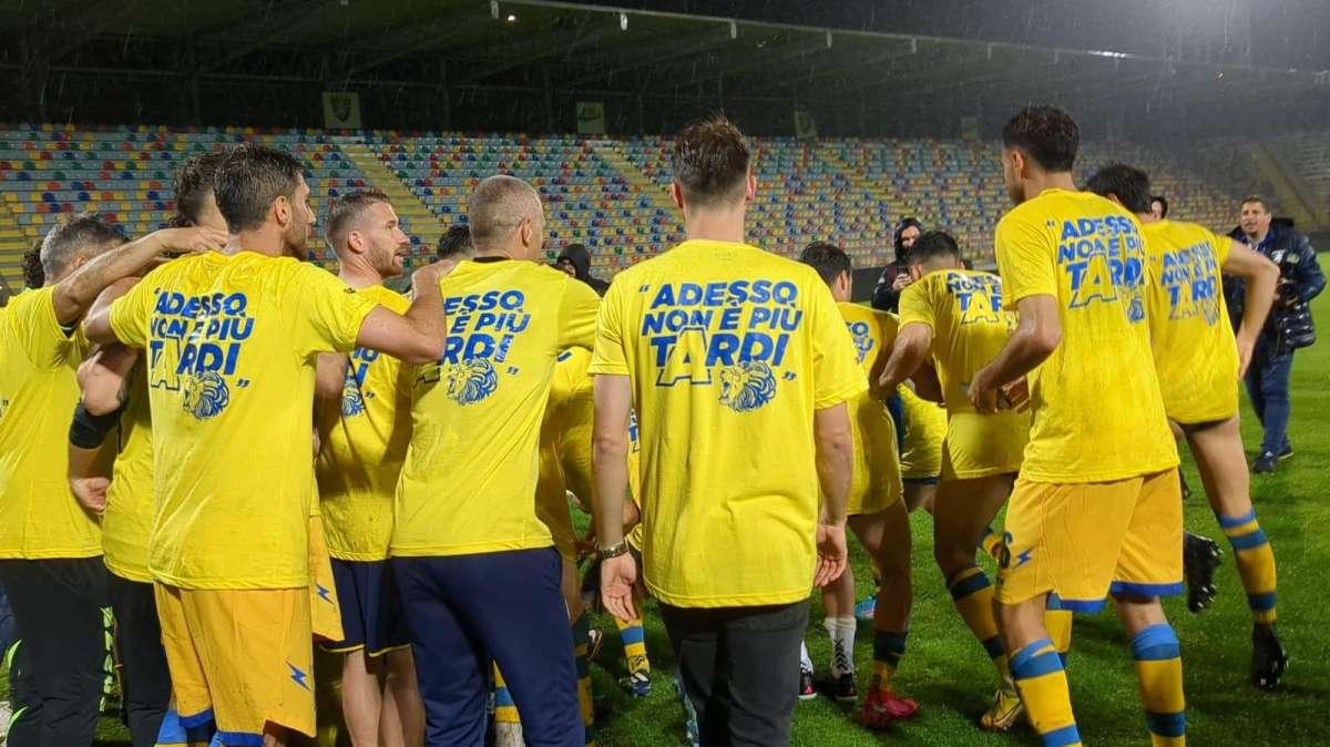 Calciomercato, Angelozzi: "Dico grazie a tutti ma dovrò fare delle scelte"
