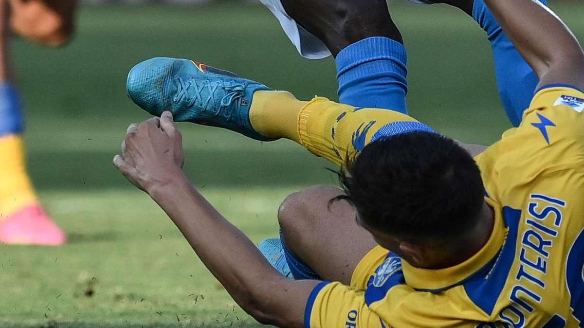 Frosinone, foga e irruenza in determinate situazioni: tanti falli in attacco