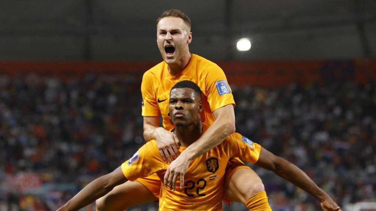 Dumfries in stato di grazia: due assist e gol finale, l'Olanda vola ai quarti! Stati Uniti privi d'iniziativa in attacco
