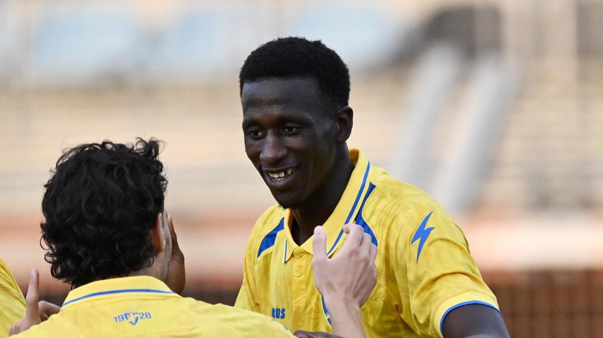 UFFICIALE - Colley in prestito alla Casertana