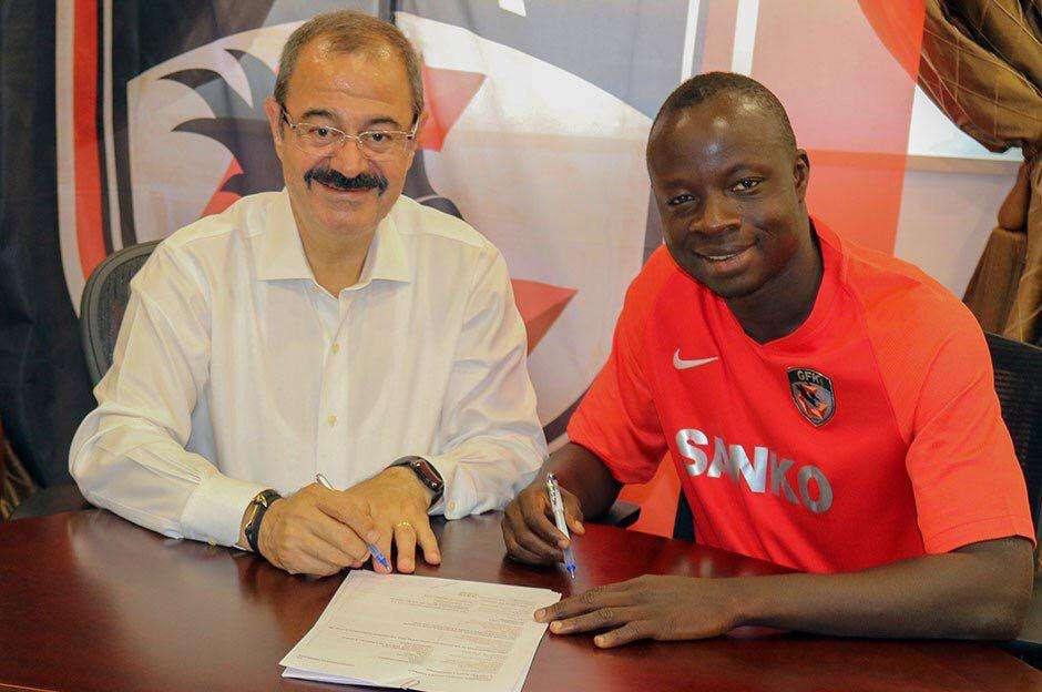 Chibsah firma con i turchi del Gazişehir FK: i dettagli dell'operazione
