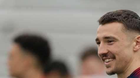 Brescia-Frosinone, le ufficiali: Novakovich sfida Balotelli. Dionisi gioca sulla trequarti campo