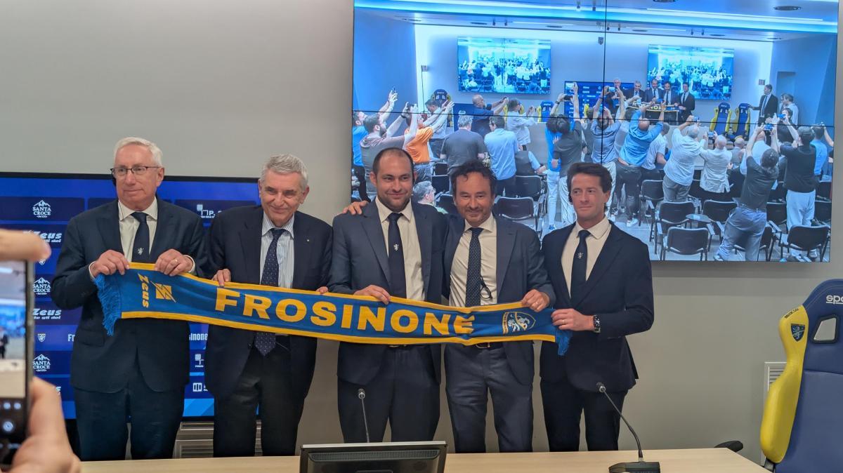 Frosinone, Stirpe spiega la svolta azionaria: "Pianificazione ordinata, la ricerca di un partner era un dovere"