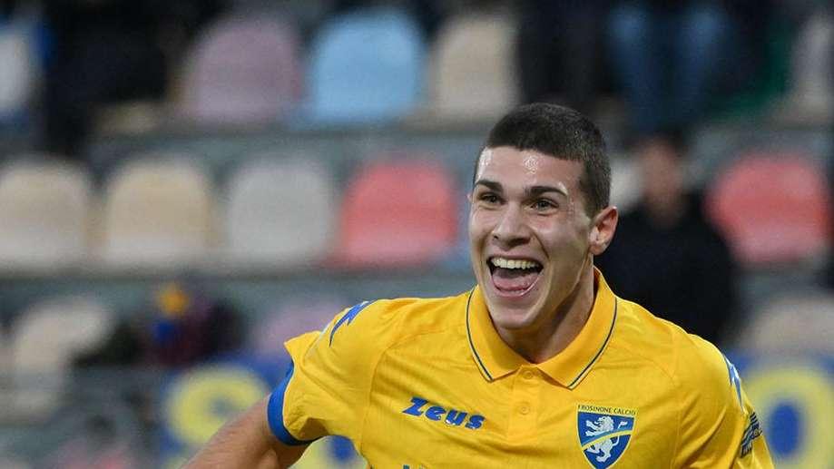 PAGELLE Frosinone-Brescia 2-1: gli esterni segnano, Kone e Darboe sugli scudi