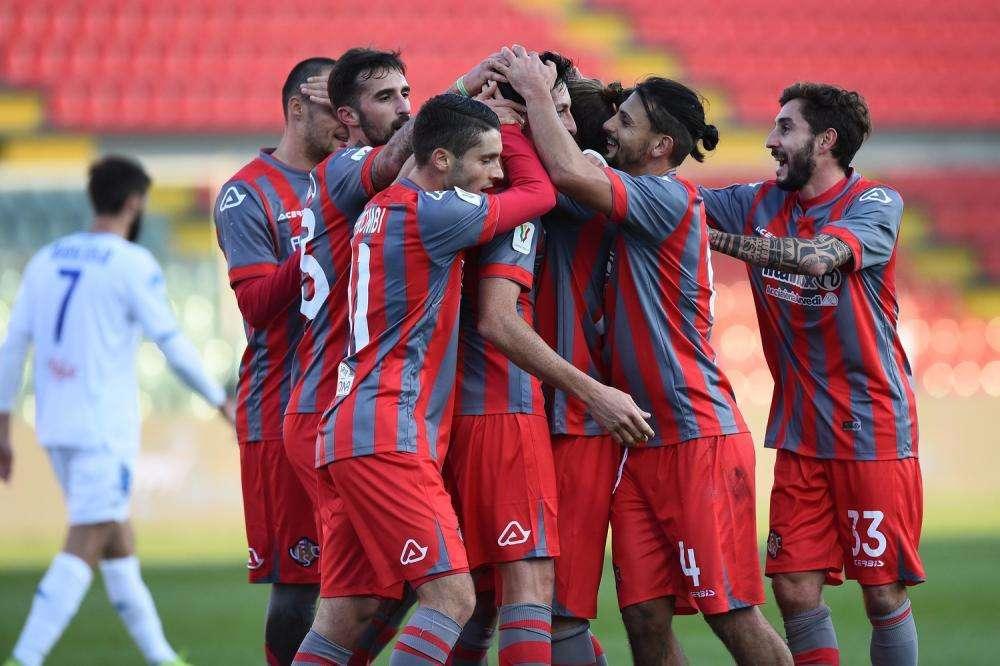 Serie B - Quanti punti dalla ripresa? Cremonese al primo posto. Male il Frosinone