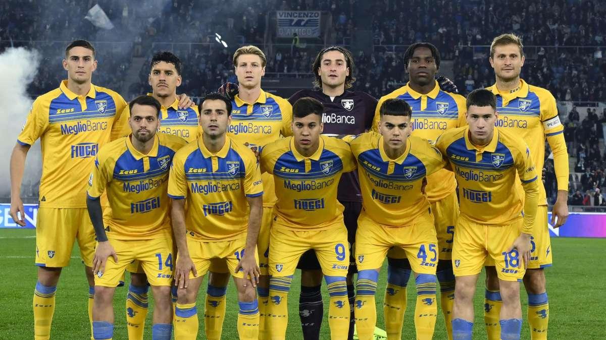 Tra Frosinone e Cagliari in palio tre pesantissimi punti salvezza. Ecco le quote dei bookmakers sulla sfida dello 'Stadio Benito Stirpe'