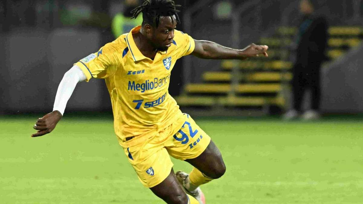 Frosinone-Cesena 3-1: Raimondo e Ghedjemis in gol, Calò che piede. Kvernadze ingenuo
