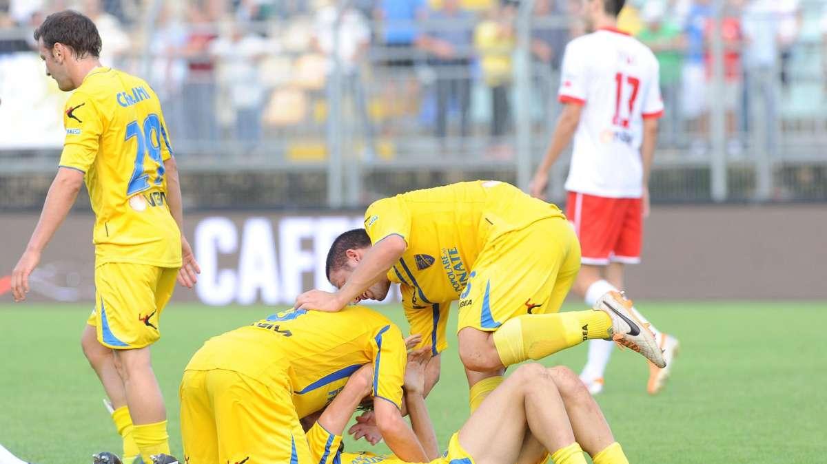 Frosinone-Bari, i precedenti tra le due squadre: il bilancio 'sorride' ai galletti