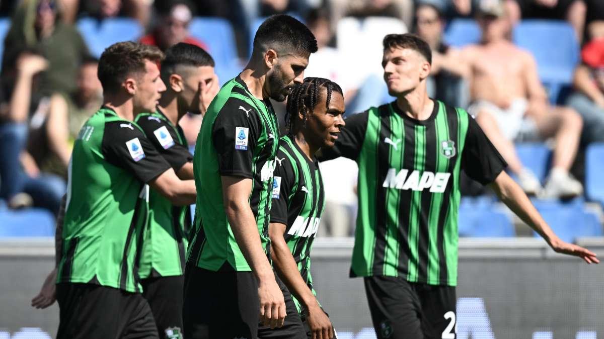 Sassuolo e Salernitana in B ma 25 milioni ciascuno di paracadute solo se retrocede il Frosinone