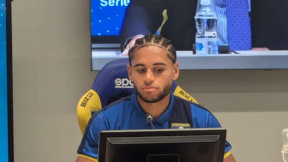 Frosinone, non convocato Jeremy Oyono: ecco il perchè