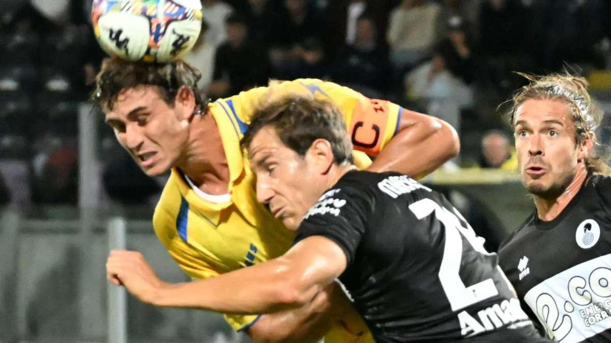 Monterisi non fa drammi: "Sconfitta utile. Siamo forti, la sosta ci farà bene"