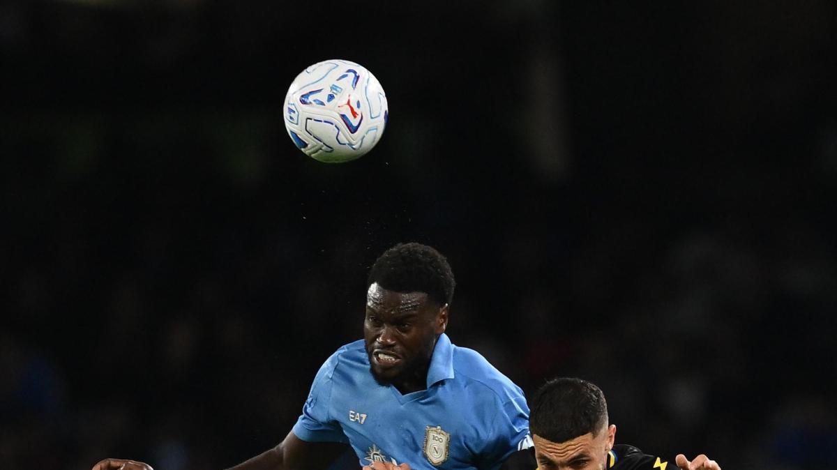 Napoli-Frosinone 3-0, Badiashile a Dazn: "Sono veramente felice di aver fatto la prima partita con il Napoli qui al Maradona. Non era facile vincere col Frosinone"