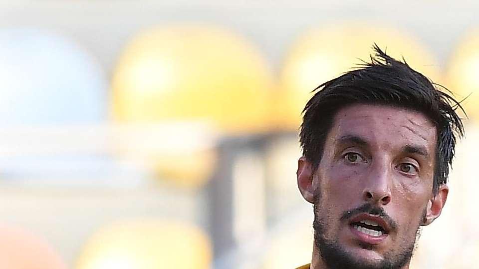 Nesta sostituisce Ariaudo nell'intervallo: il retroscena su cosa si sono detti in campo i due