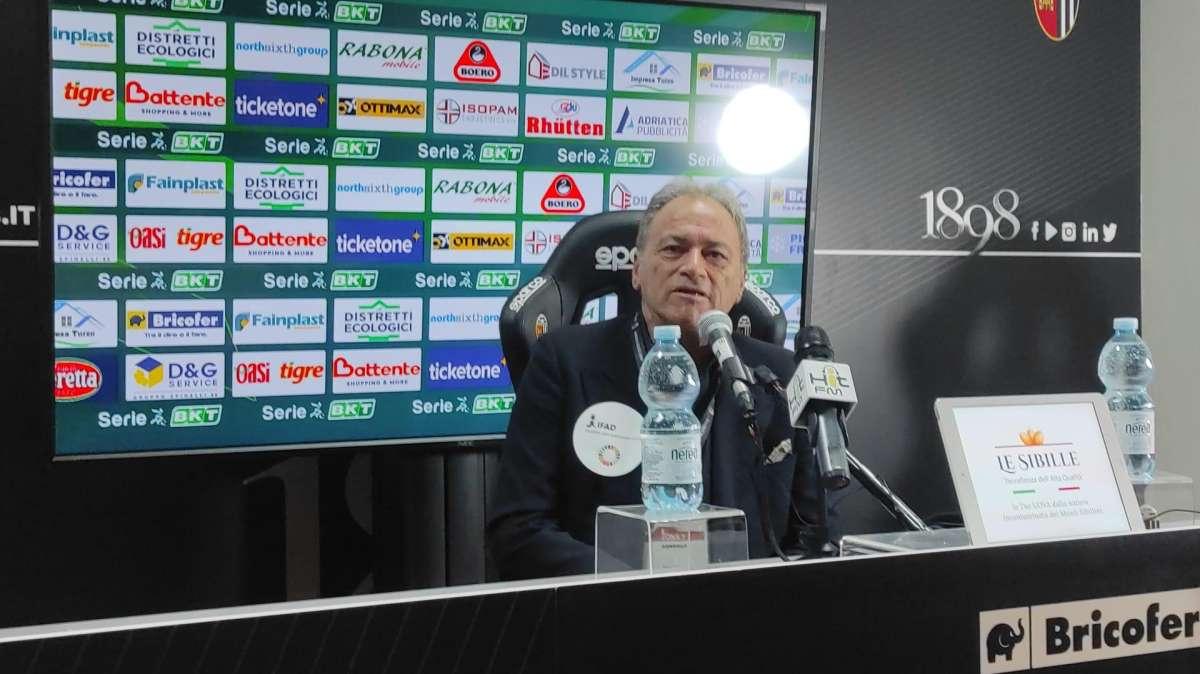 Ascoli-Frosinone, Neri: "Capitolo chiuso, non dobbiamo dispendere energie in episodi negativi"
