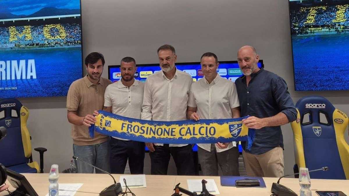 Frosinone, Vivarini: "Contro il Potenza buon allenamento. Stiamo gettando le fondamenta della squadra"