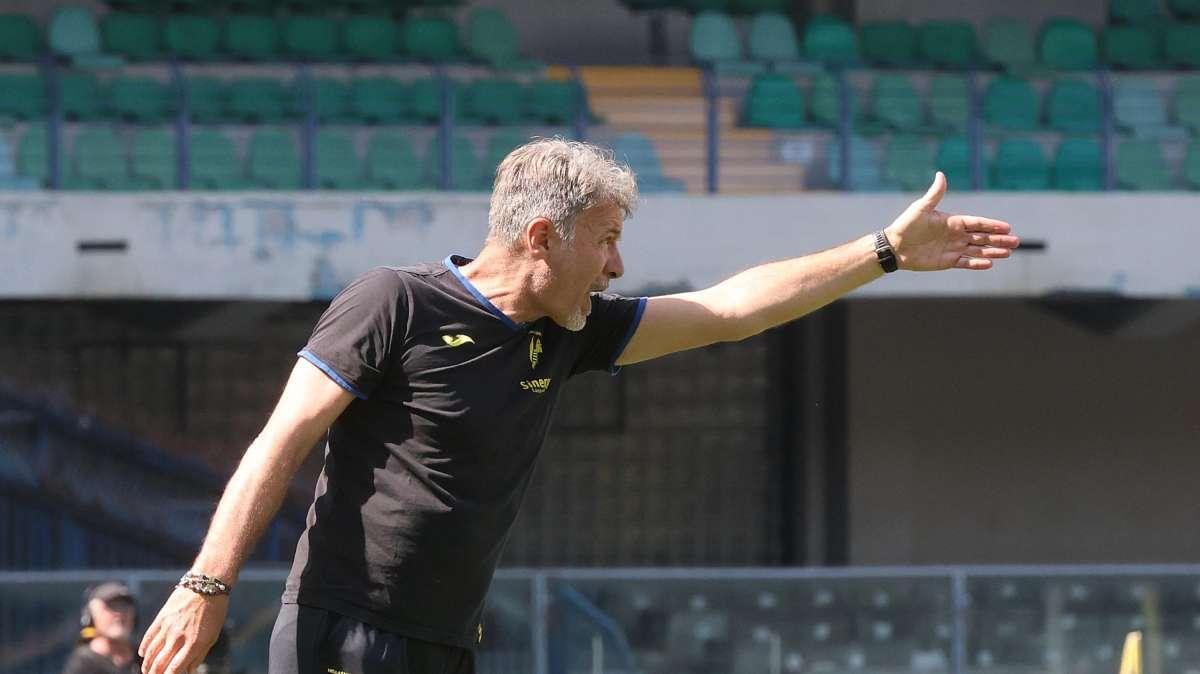 Verona-Fiorentina 2-1, Baroni: «Giocato con cuore, attenzione e intensità. Complimenti alla squadra e al pubblico»