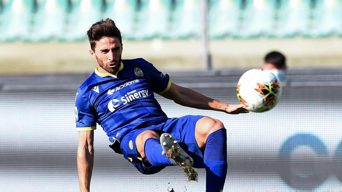 Mercato Verona: telenovela Borini, infortunio per l'ex attaccante gialloblù