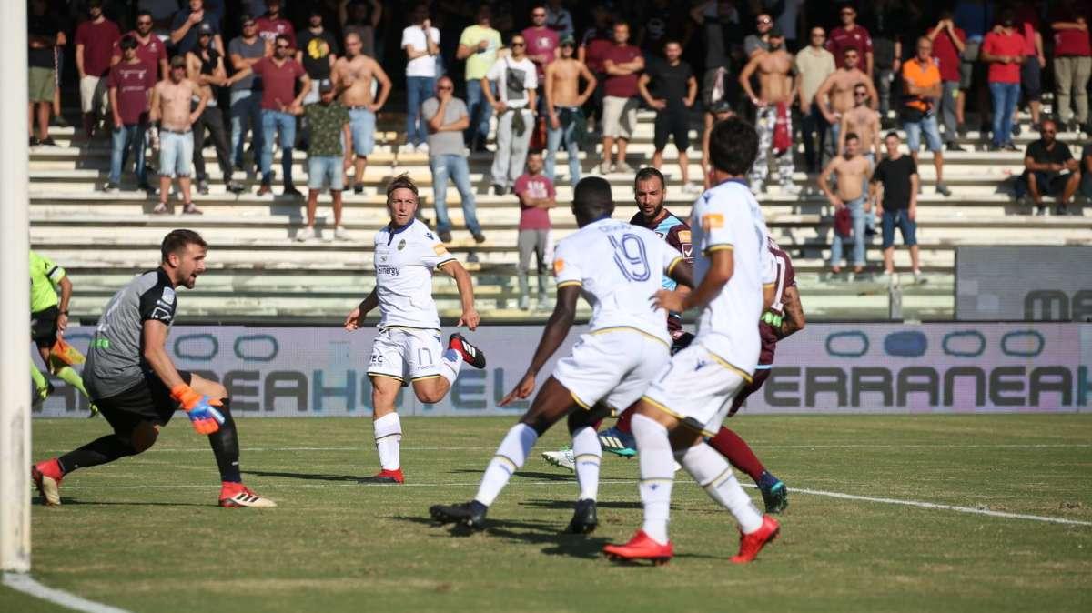 Le pagelle del Verona: erroraccio di Silvestri, ma non brilla nessuno