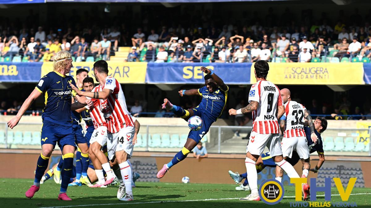 Verona-Vicenza 2-1, una doppietta di Mosquera regala il derby ai gialloblù
