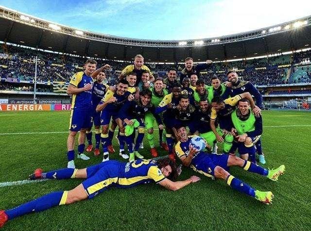 Verona-Lazio 4-1, le pagelle dei gialloblù, Simeone poker storico, Caprari uomo assist.