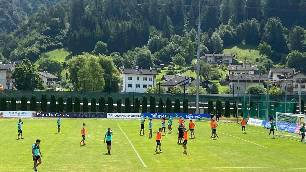 Hellas: giovedì 29 luglio amichevole con il Modena