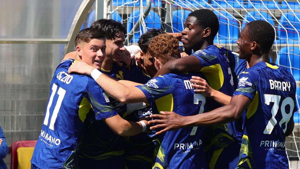 Primavera - Verona-Napoli 5-2, gialloblù salvi