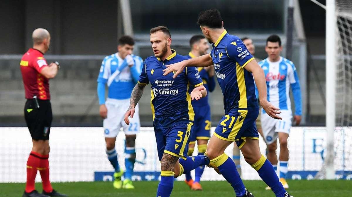 Sky - Verona-Napoli 3-1. Dimarco, Barak e Zaccagni ribaltano rete lampo Lozano